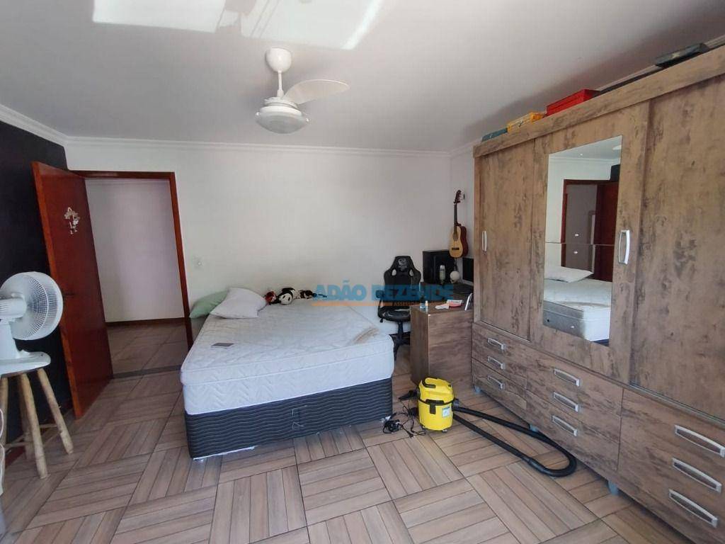 Casa à venda com 4 quartos, 221m² - Foto 61