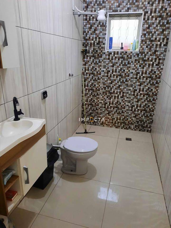 Casa à venda com 2 quartos, 78m² - Foto 9