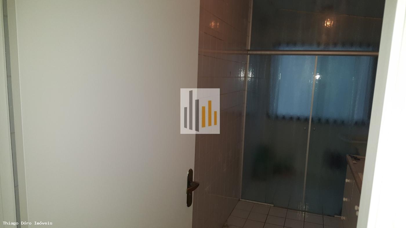 Apartamento para alugar com 3 quartos, 66m² - Foto 9