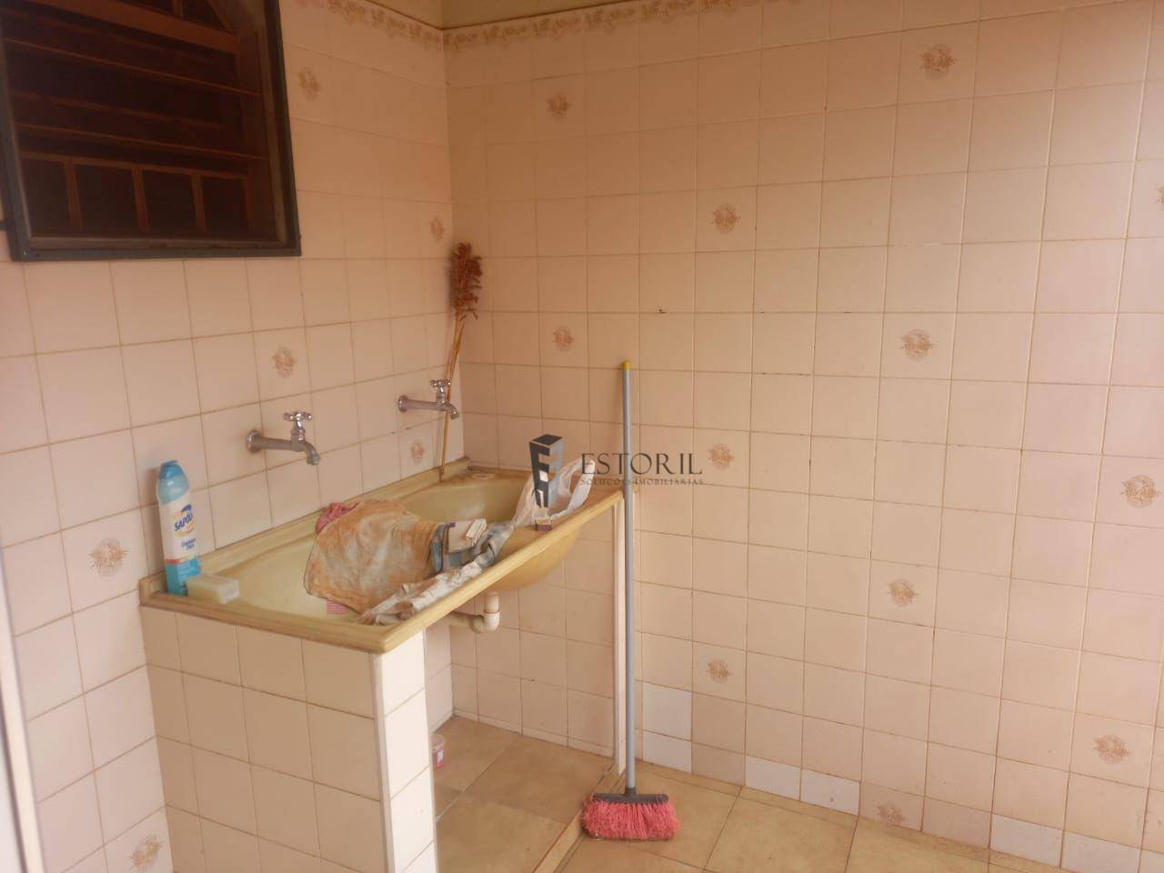 Casa à venda com 3 quartos, 300M2 - Foto 15