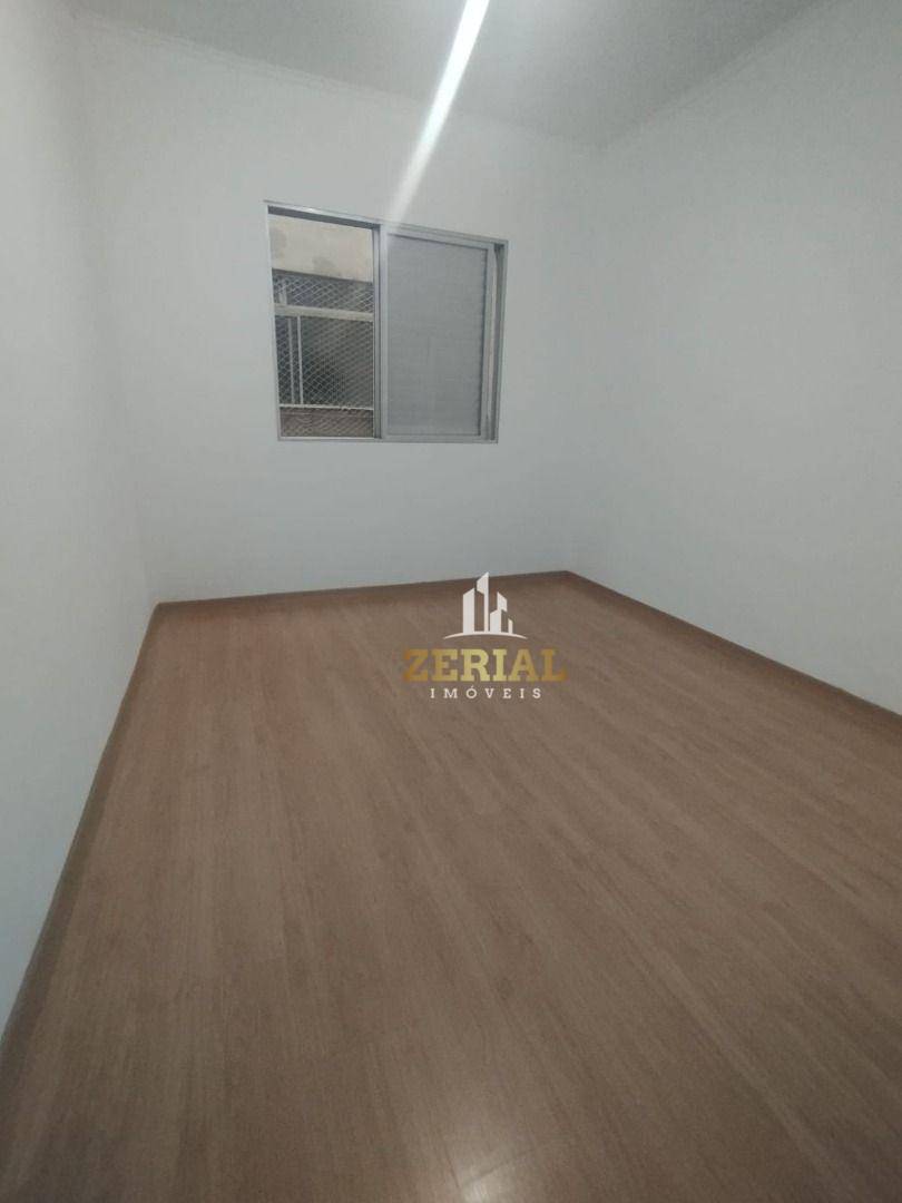 Apartamento para alugar com 2 quartos, 65m² - Foto 13