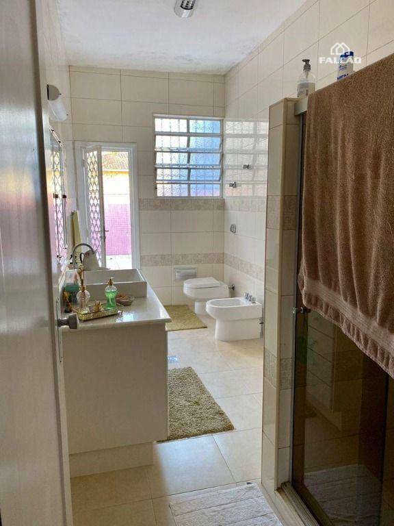 Sobrado à venda com 3 quartos, 246m² - Foto 18