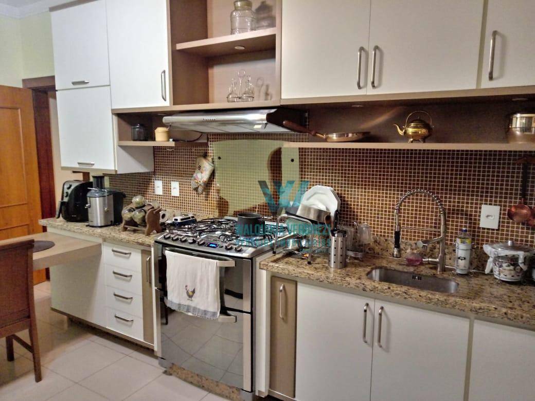 Casa de Condomínio à venda com 3 quartos, 311m² - Foto 8