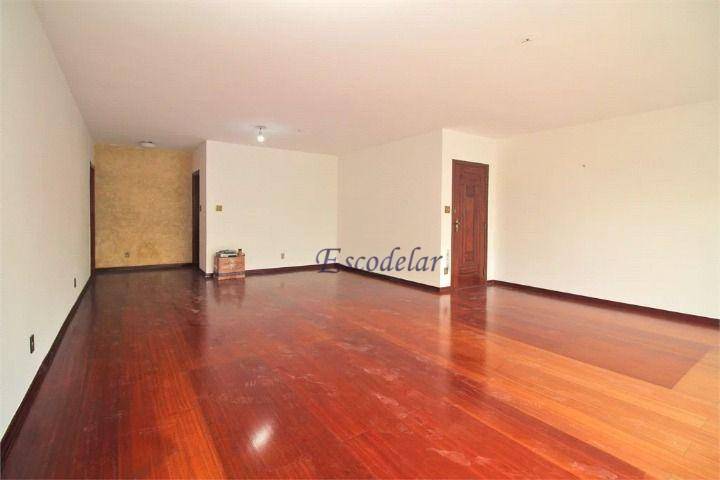 Apartamento à venda com 3 quartos, 180m² - Foto 22