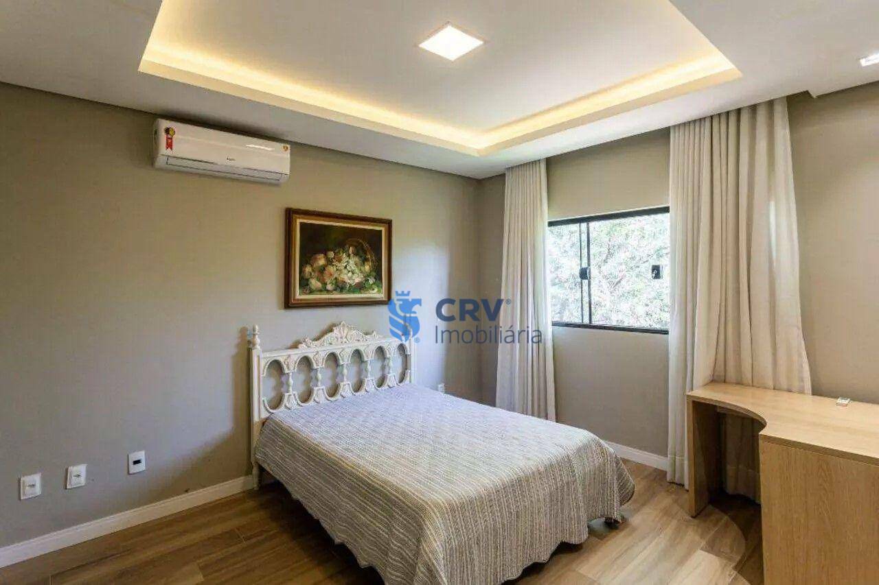 Casa de Condomínio à venda com 4 quartos, 273m² - Foto 18