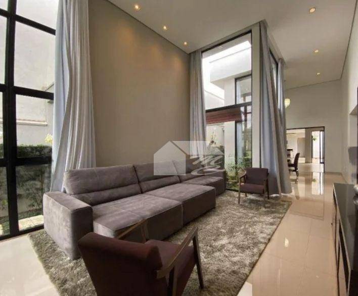 Casa de Condomínio à venda com 3 quartos, 240m² - Foto 2