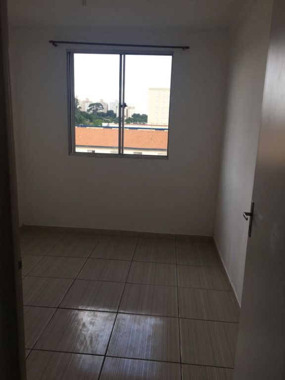 Apartamento para alugar com 2 quartos, 50m² - Foto 2