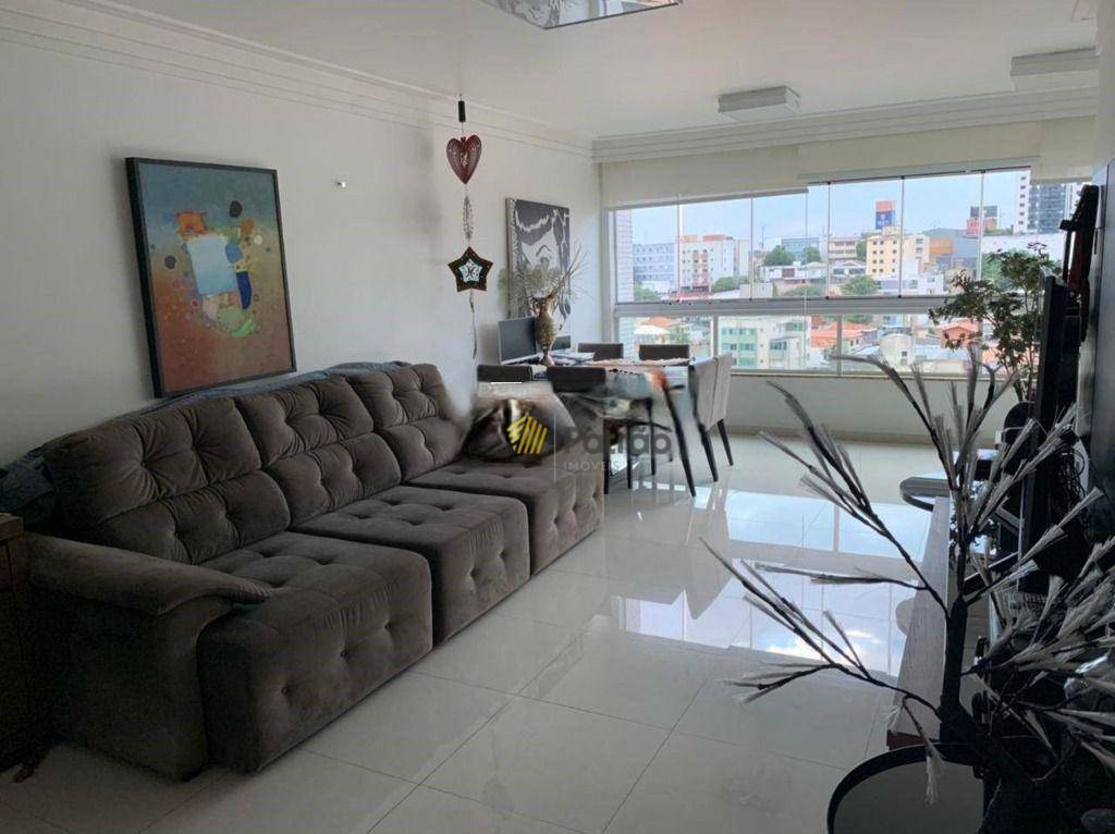 Apartamento à venda com 3 quartos, 150m² - Foto 3