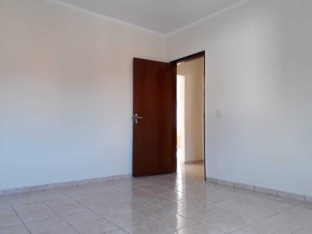 Apartamento à venda com 2 quartos, 76m² - Foto 2