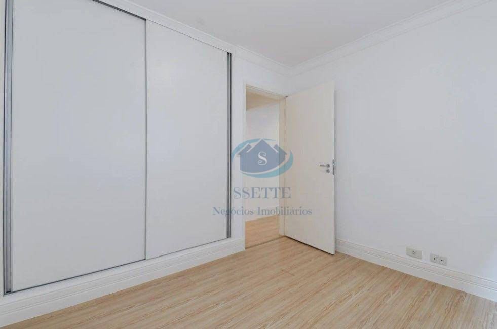 Apartamento à venda com 3 quartos, 135m² - Foto 9