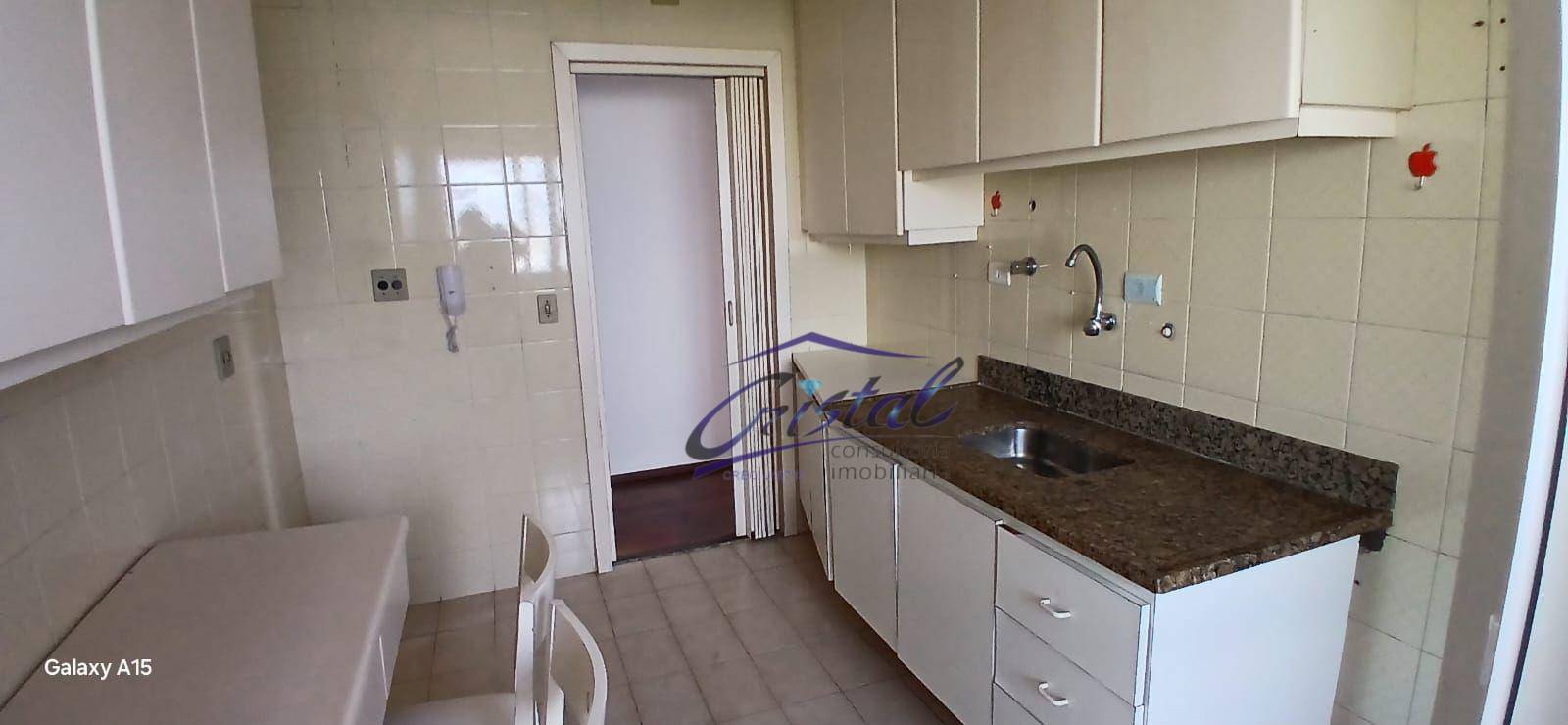 Apartamento à venda com 2 quartos, 68m² - Foto 8