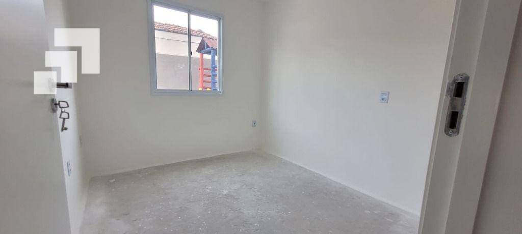 Apartamento à venda com 2 quartos, 35m² - Foto 22