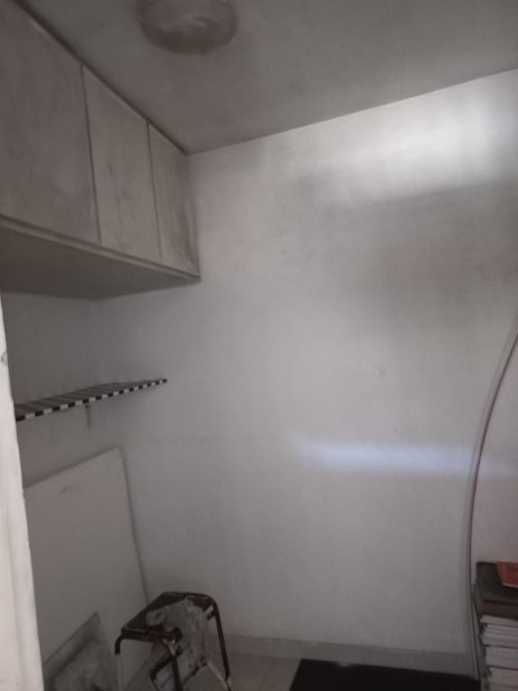 Apartamento à venda com 2 quartos, 75m² - Foto 13