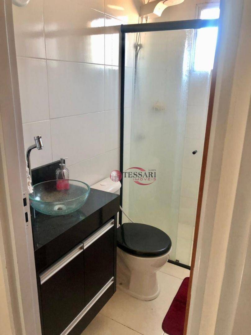 Apartamento à venda e aluguel com 2 quartos, 50m² - Foto 9