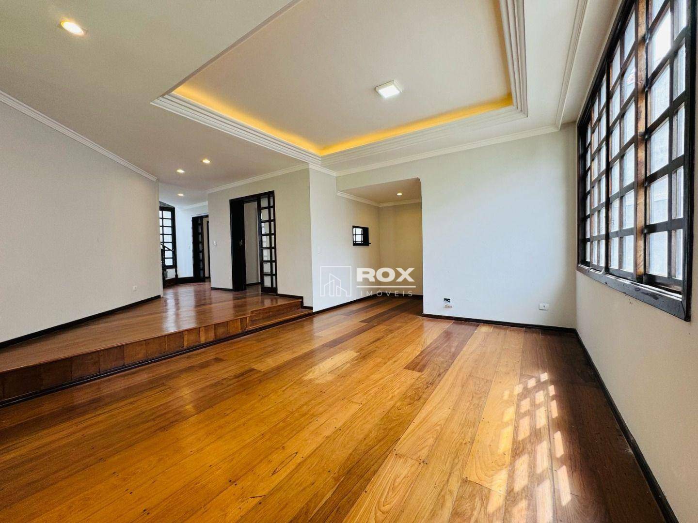 Casa à venda com 5 quartos, 350m² - Foto 13