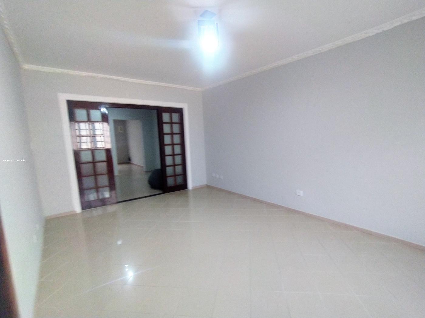 Prédio Inteiro para alugar com 3 quartos, 335m² - Foto 5