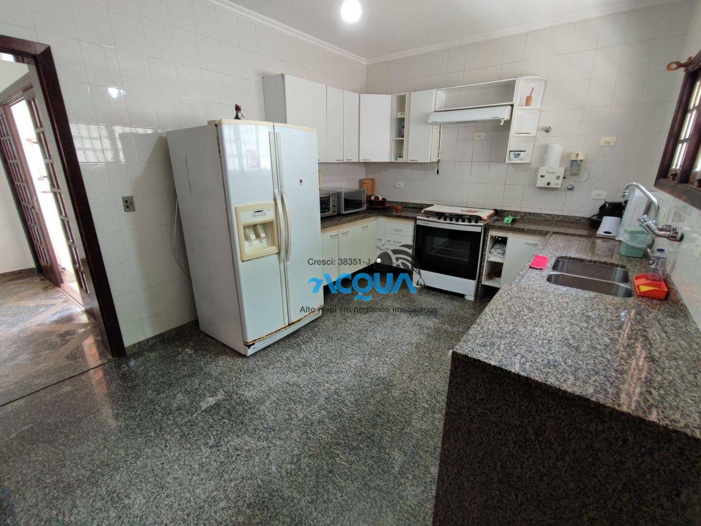 Casa de Condomínio à venda com 4 quartos, 500m² - Foto 10