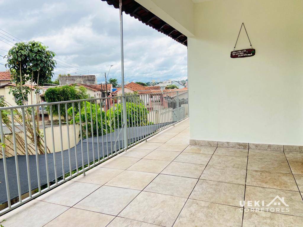 Casa à venda com 5 quartos, 250m² - Foto 18