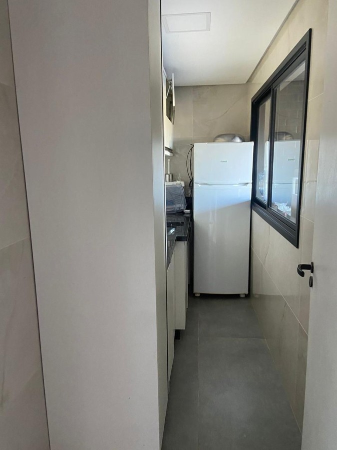 Casa para alugar com 4 quartos, 270m² - Foto 30