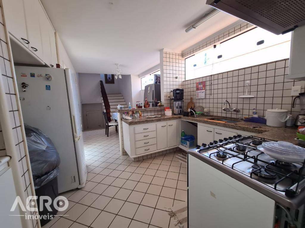 Casa de Condomínio à venda com 3 quartos, 320m² - Foto 43