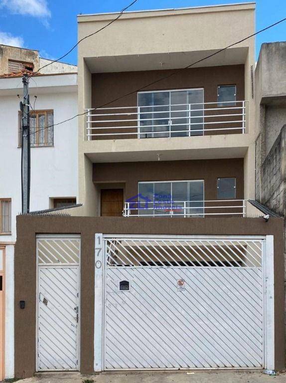 Sobrado à venda com 3 quartos, 200m² - Foto 1