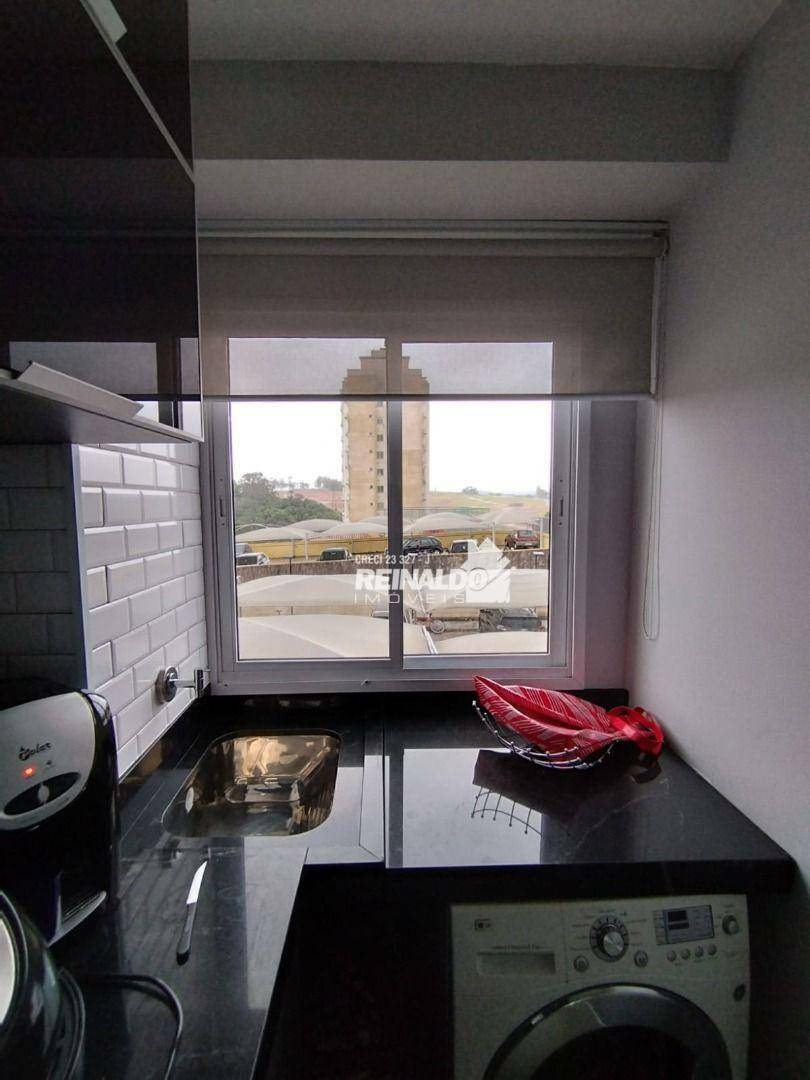 Apartamento para alugar com 2 quartos, 50m² - Foto 4