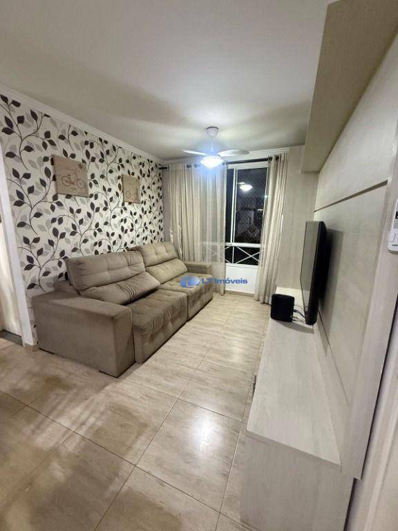 Apartamento para alugar com 2 quartos, 45m² - Foto 1