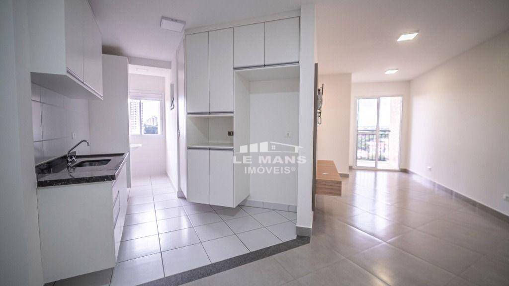 Apartamento à venda e aluguel com 2 quartos, 66m² - Foto 2