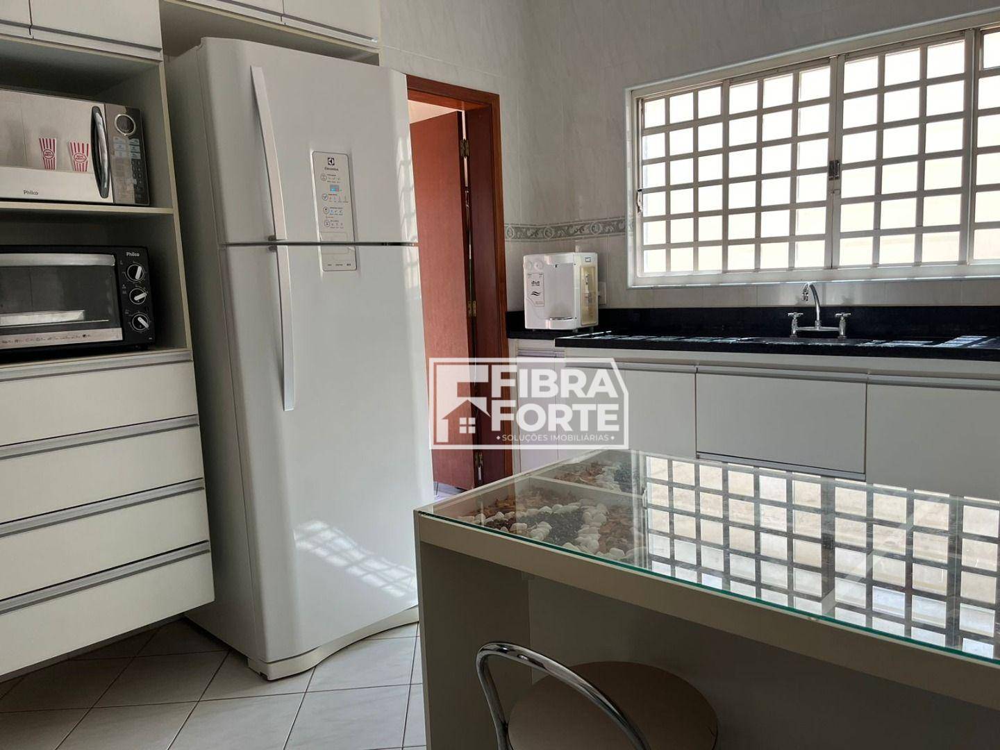 Casa à venda com 3 quartos, 191m² - Foto 15