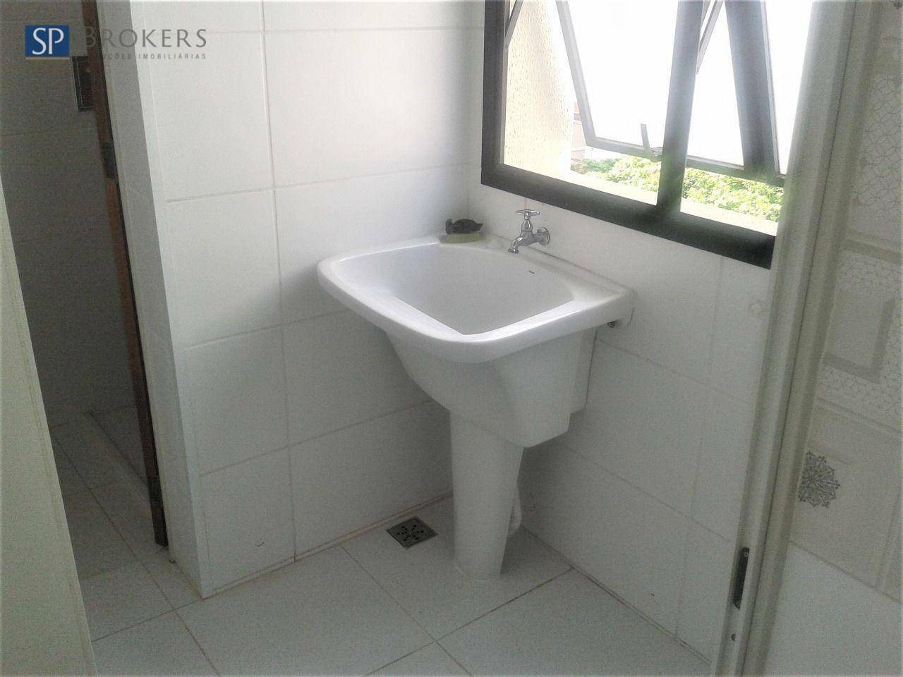 Apartamento à venda com 2 quartos, 70m² - Foto 8