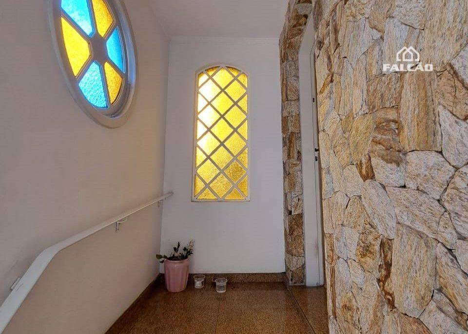 Casa à venda com 5 quartos, 170m² - Foto 4