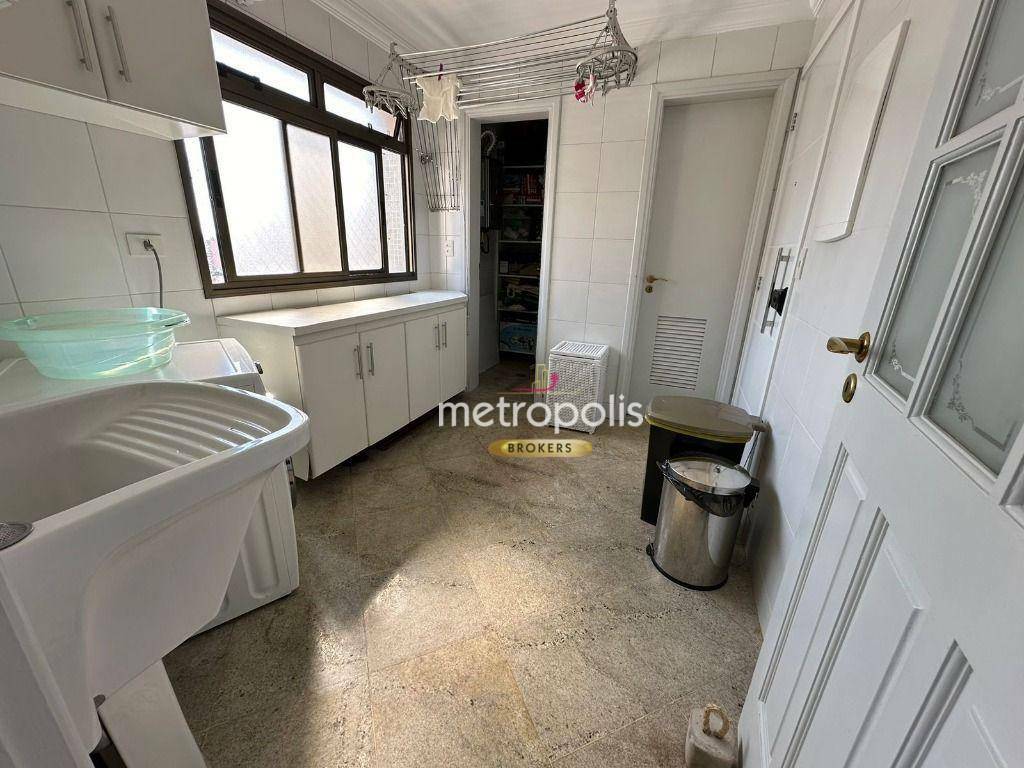 Apartamento à venda com 4 quartos, 208m² - Foto 19