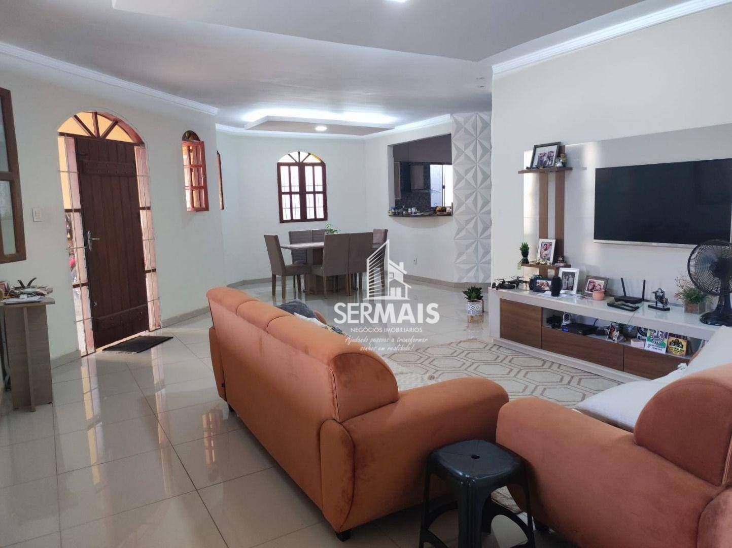 Casa à venda com 3 quartos, 203m² - Foto 4