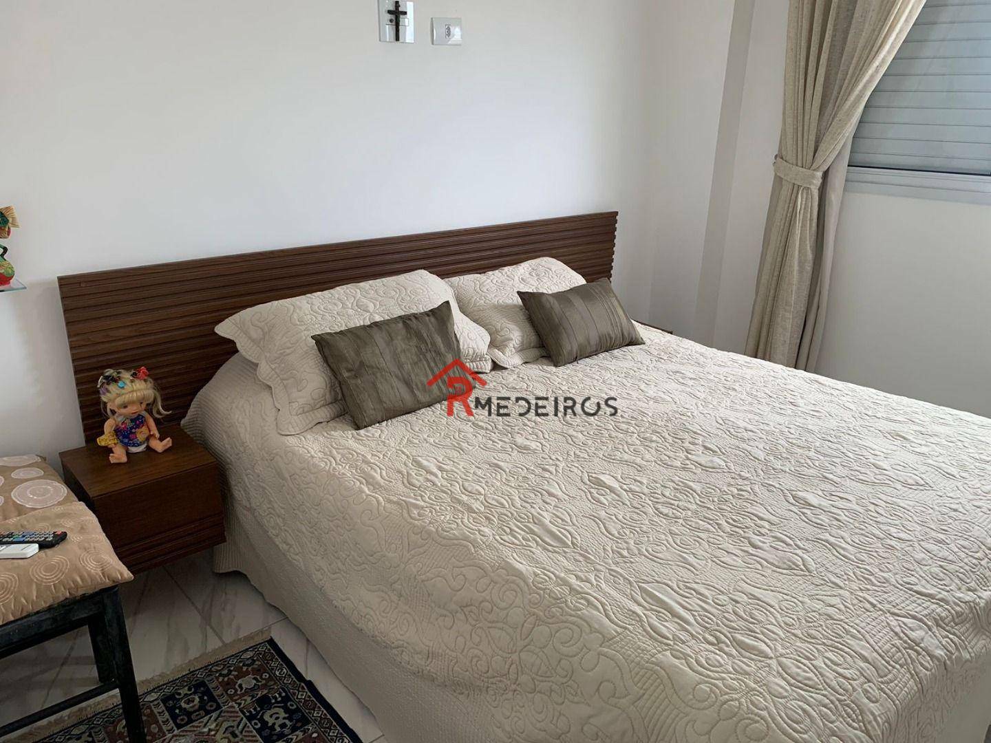 Apartamento à venda com 2 quartos, 67m² - Foto 11