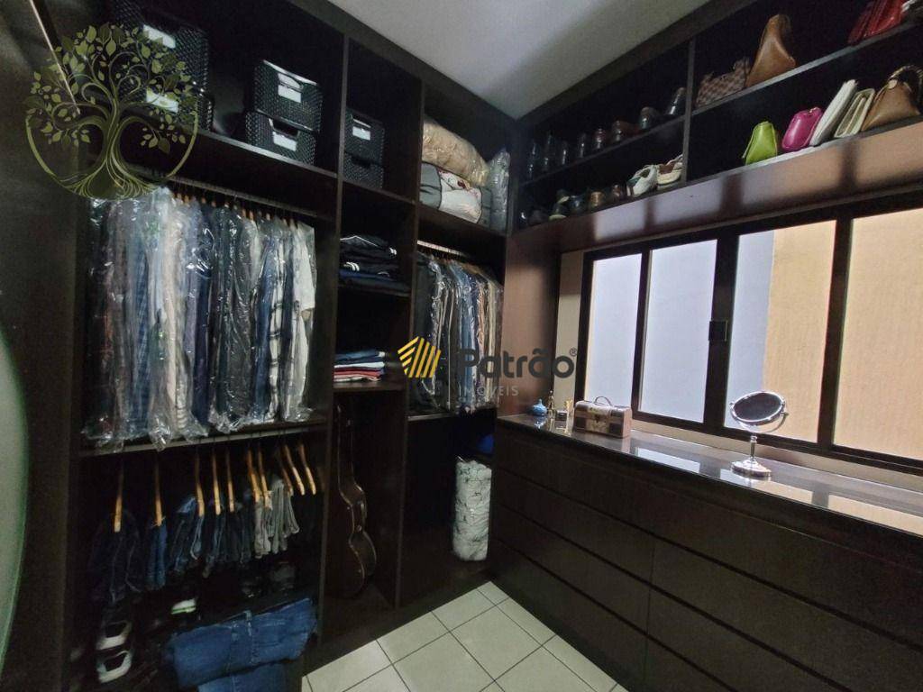 Sobrado, 5 quartos, 256 m² - Foto 33