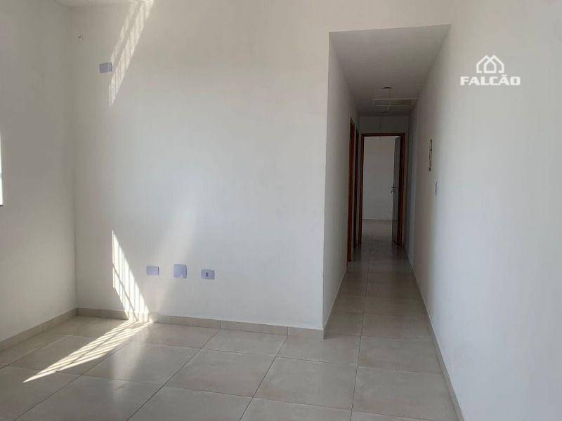 Casa à venda com 2 quartos, 72m² - Foto 2