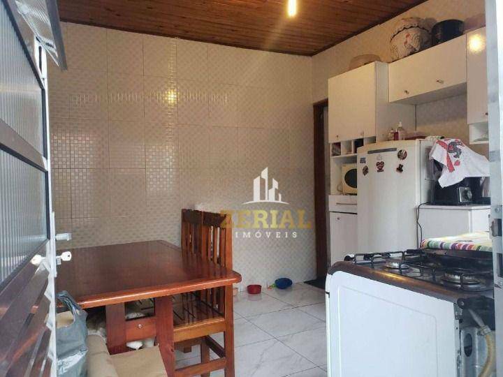 Casa à venda com 3 quartos, 100m² - Foto 1