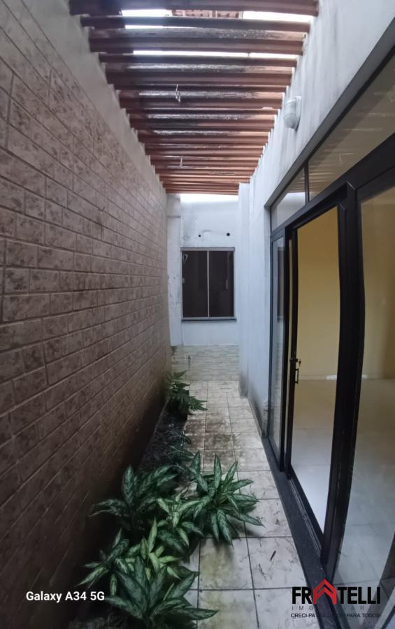 Casa à venda com 6 quartos, 264m² - Foto 4