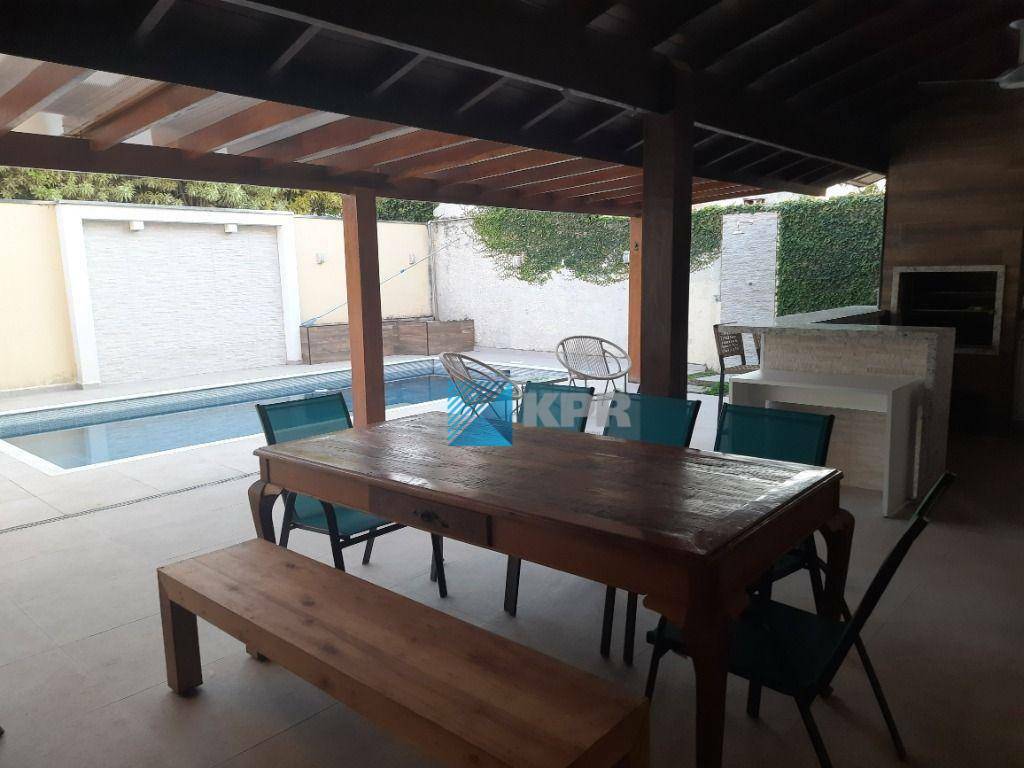 Casa de Condomínio à venda com 4 quartos, 350m² - Foto 12