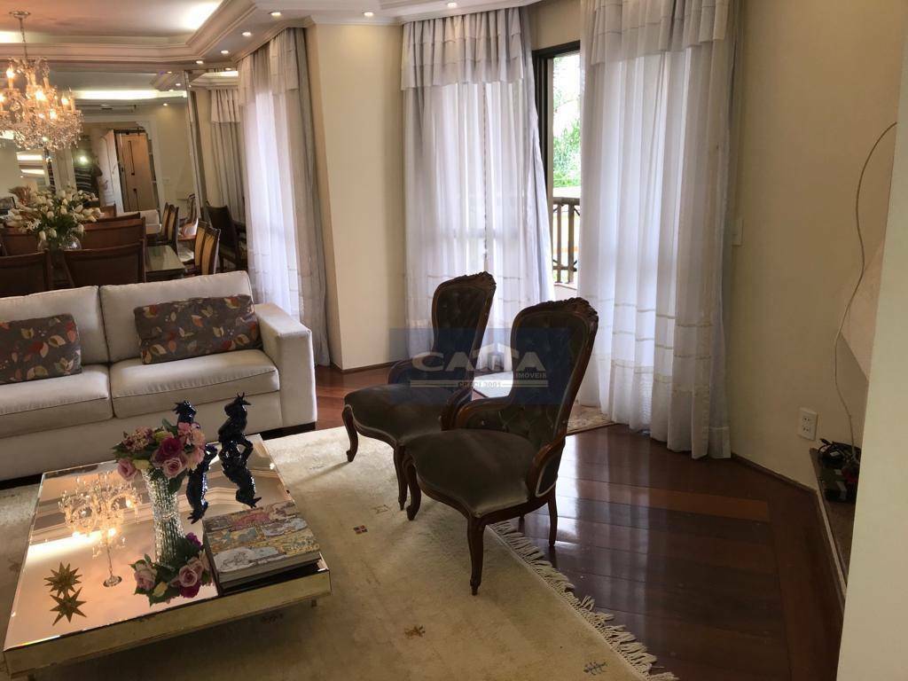 Apartamento à venda com 3 quartos, 156m² - Foto 4