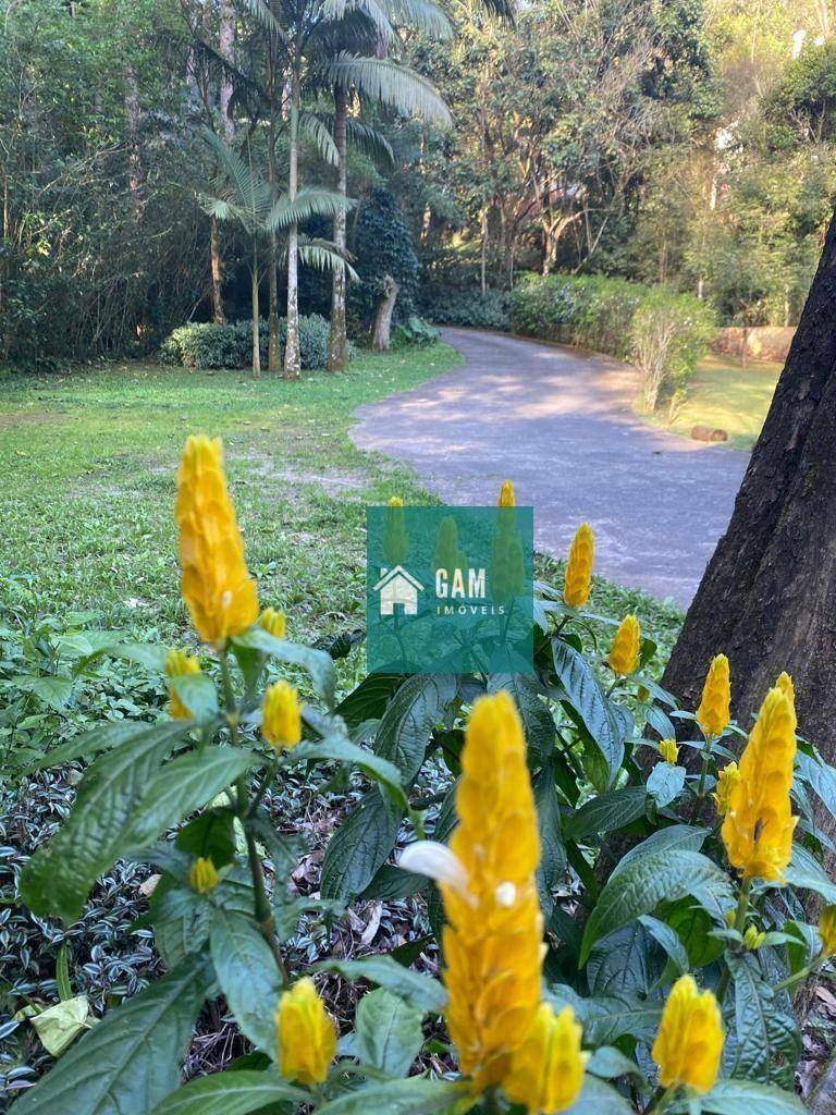 Casa de Condomínio para alugar com 3 quartos, 250m² - Foto 10