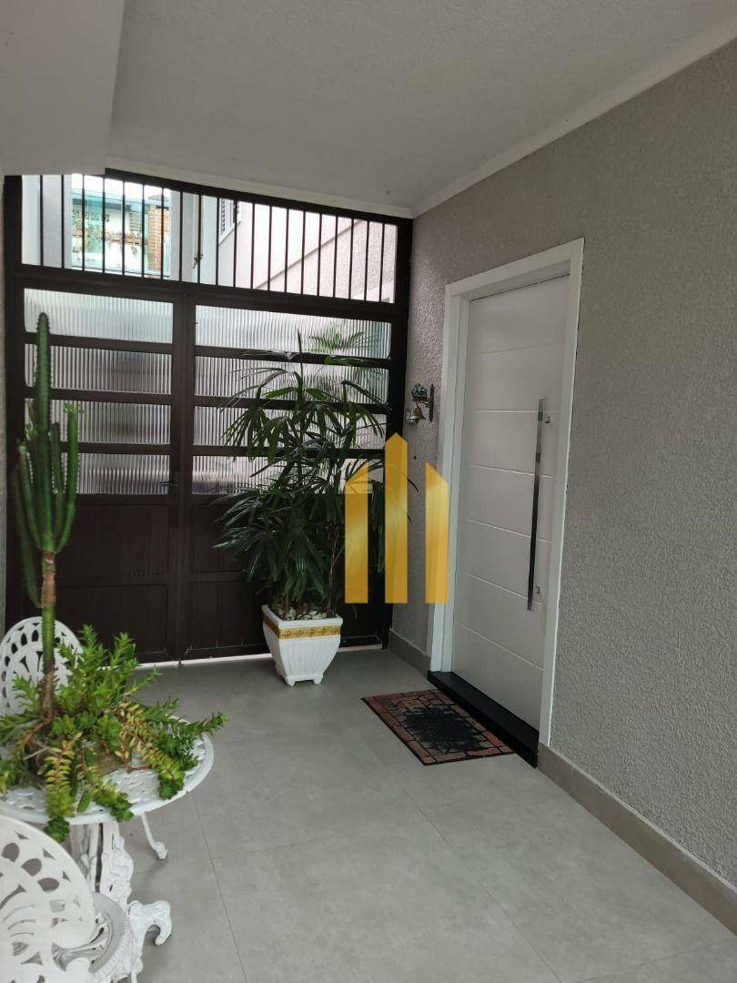 Sobrado à venda com 3 quartos, 205m² - Foto 4