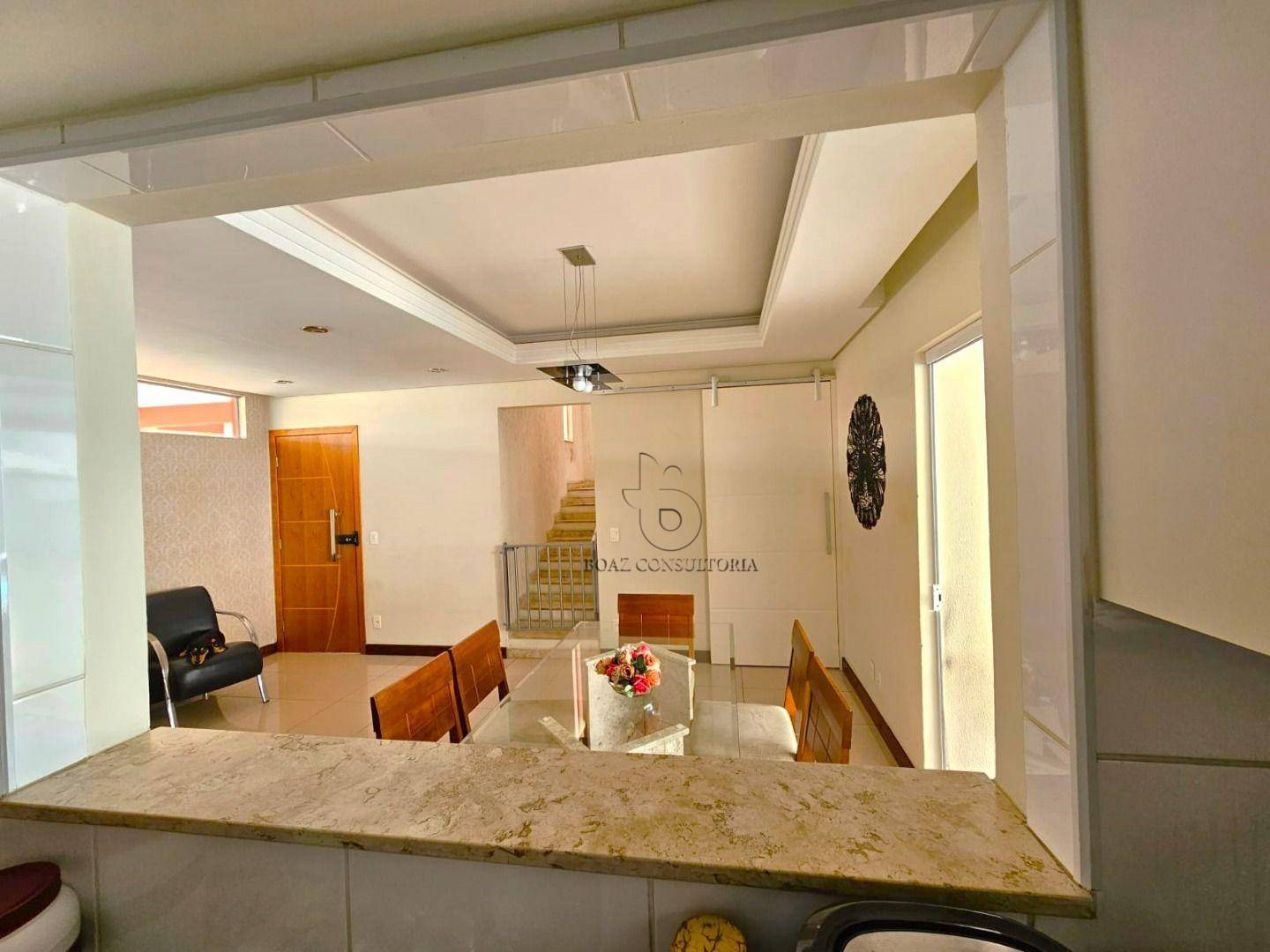 Casa de Condomínio à venda com 4 quartos, 243m² - Foto 9