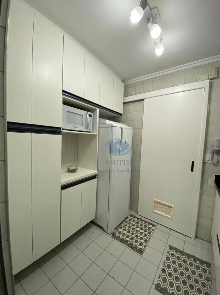 Apartamento à venda com 2 quartos, 56m² - Foto 10