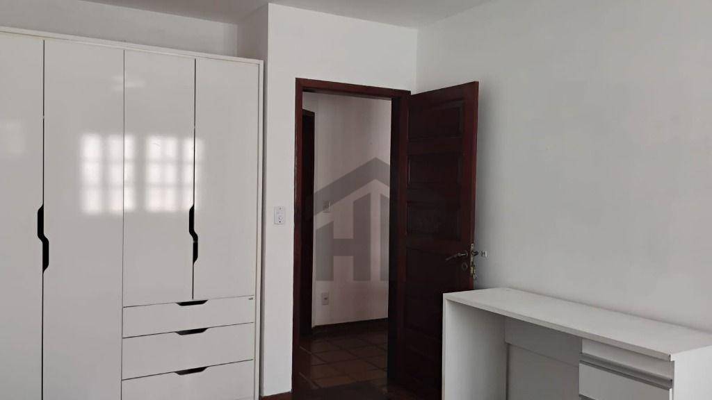 Casa à venda com 3 quartos, 240M2 - Foto 11