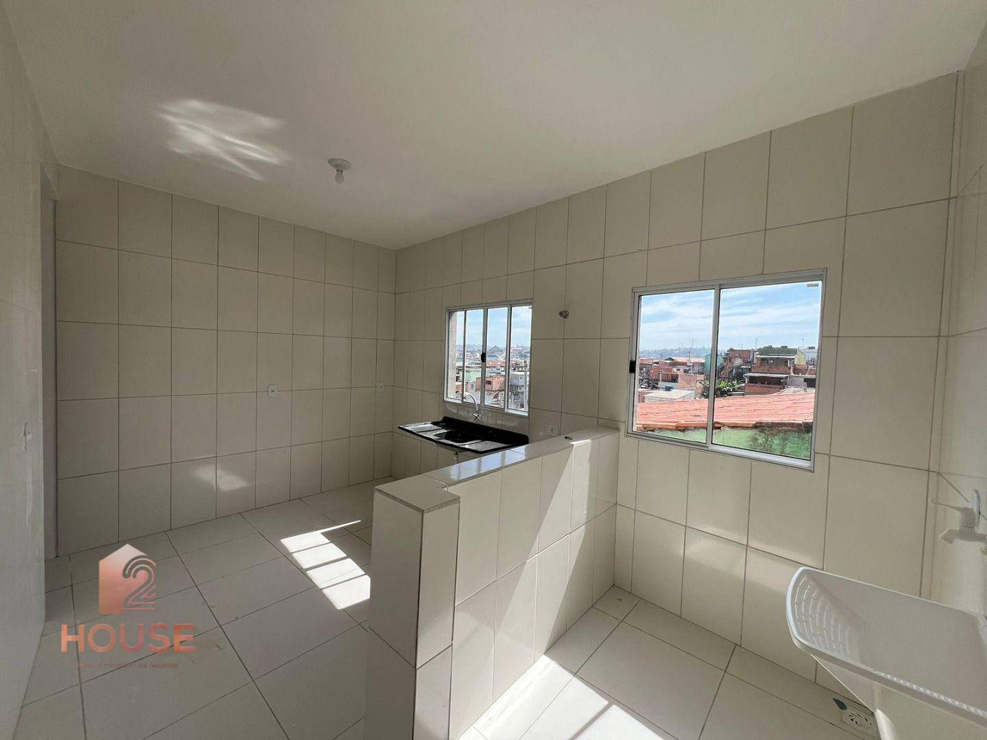 Apartamento para alugar com 2 quartos, 64m² - Foto 13