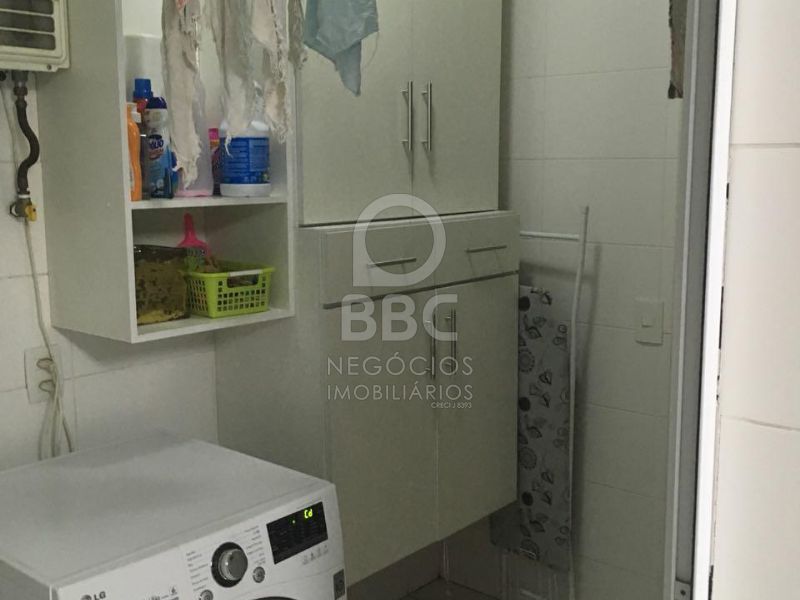 Apartamento à venda com 3 quartos, 146m² - Foto 9