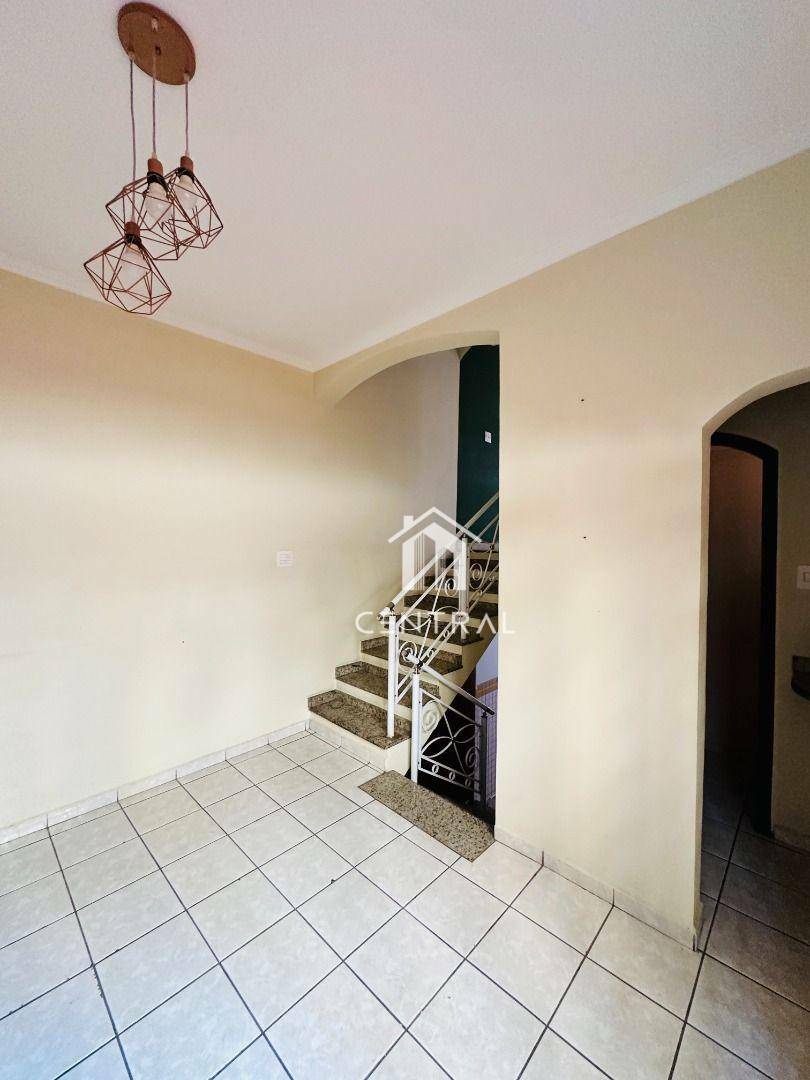 Sobrado à venda com 3 quartos, 278m² - Foto 15