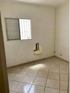 Casa à venda com 4 quartos, 204m² - Foto 14