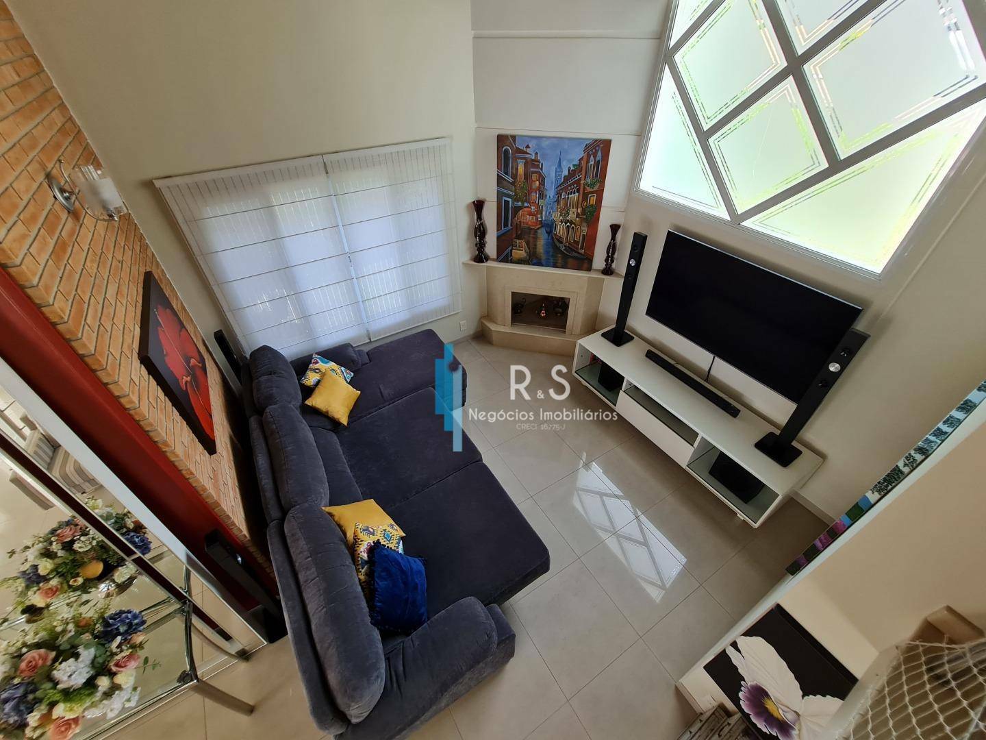 Casa de Condomínio à venda com 5 quartos, 450m² - Foto 2